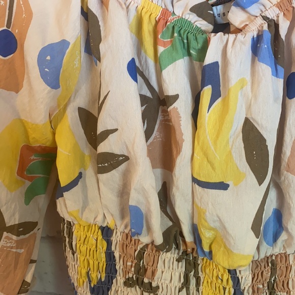 NWOT Lush floral bold printed ruffle crop top - Picture 4 of 5